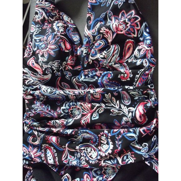 Time & Tru Missy Medium One Piece Swimsuit black blue pink paisley halter v-neck - Picture 5 of 9